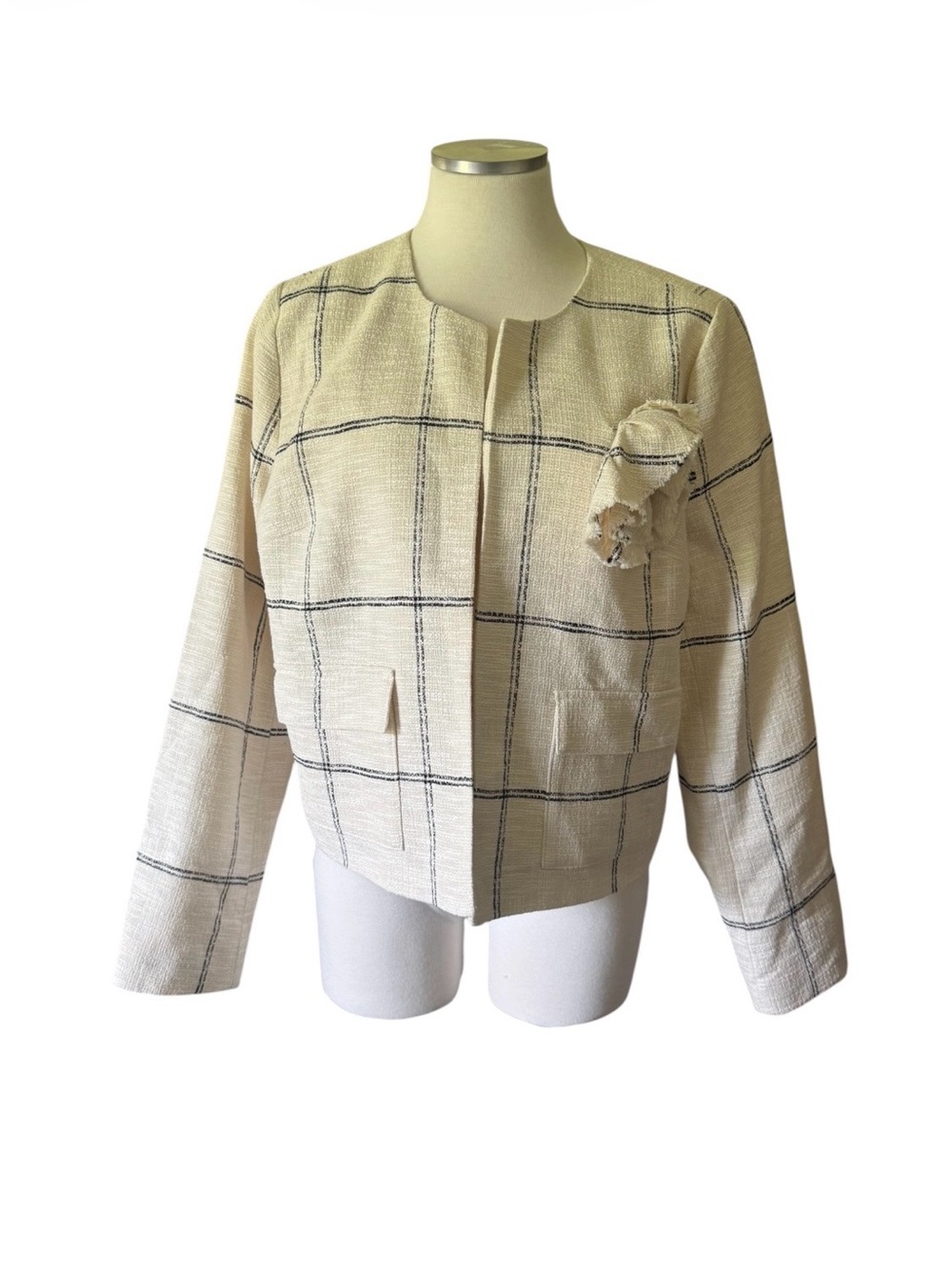beautiful Cream Windowpane Collarless Tweed Jacket with Floral Trim